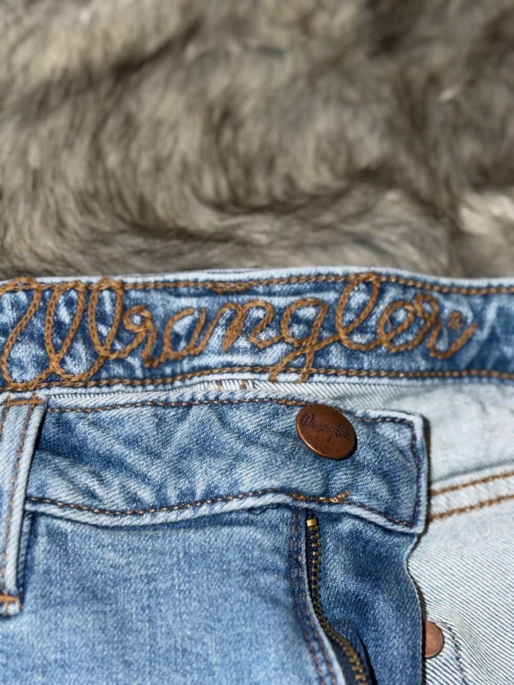WRANGLER // Retro Skinny Jeans // Size 31x30 - Picture 3 of 4